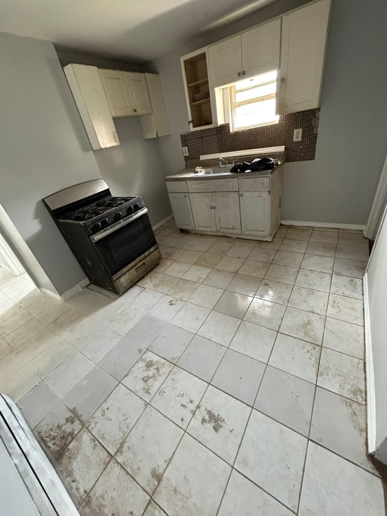 Apartment in Elizabeth