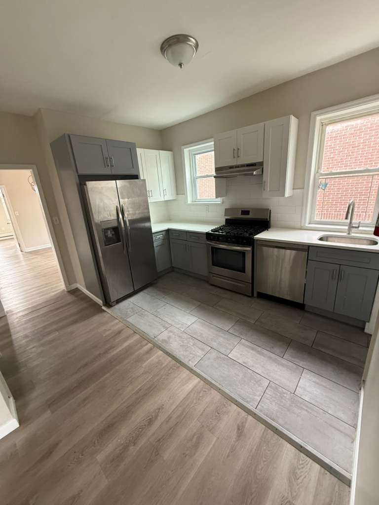 Apartment in Newark