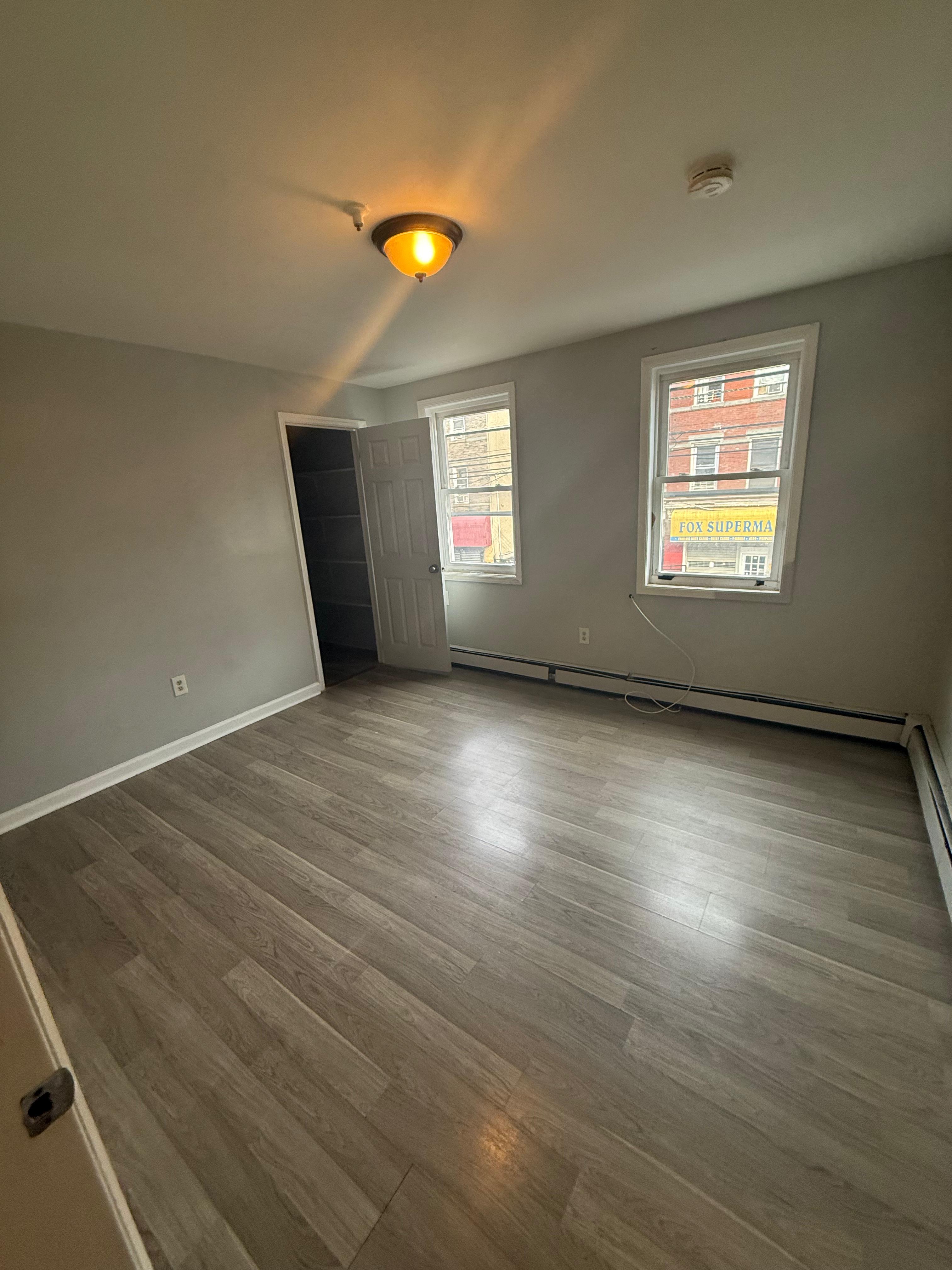 Apartment in Elizabeth