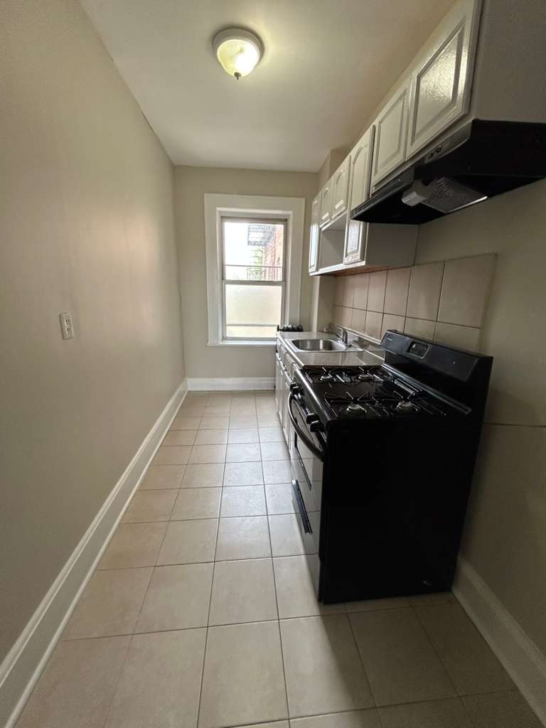 Apartment in Newark