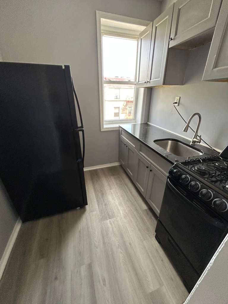 Apartment in Newark