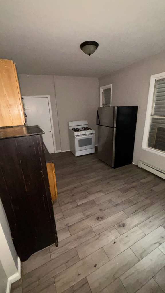 Apartment in Newark