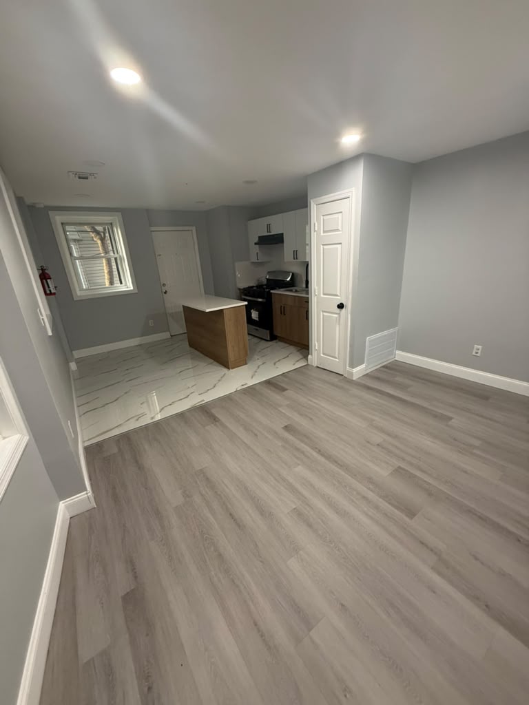 Apartment in East Orange